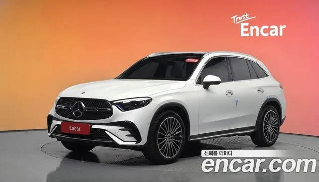 Mercedes-Benz GLC-Class GLC300 4MATIC AMG Line
