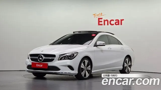 Mercedes-Benz CLA-Class CLA250 4MATIC