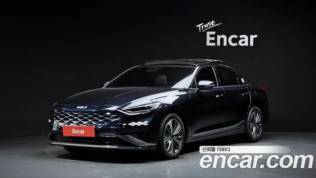 Kia K8 Signature