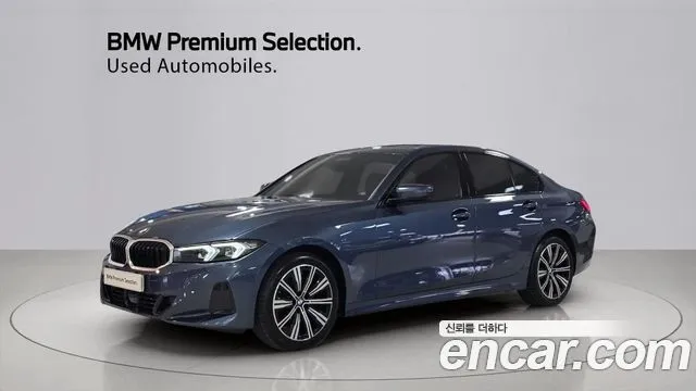 BMW 3-Series 320i