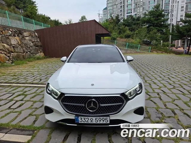 Mercedes-Benz E-Class E200 Avantgarde