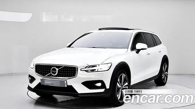 Volvo V60 T5 Pro AWD