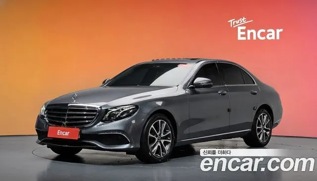 Mercedes-Benz E-Class E300 Exclusive Standard