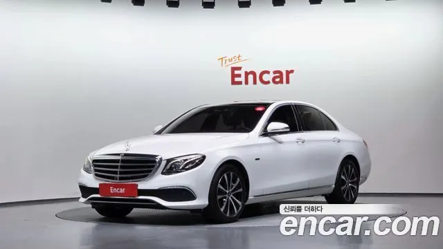 Mercedes-Benz E-Class E300e Exclusive