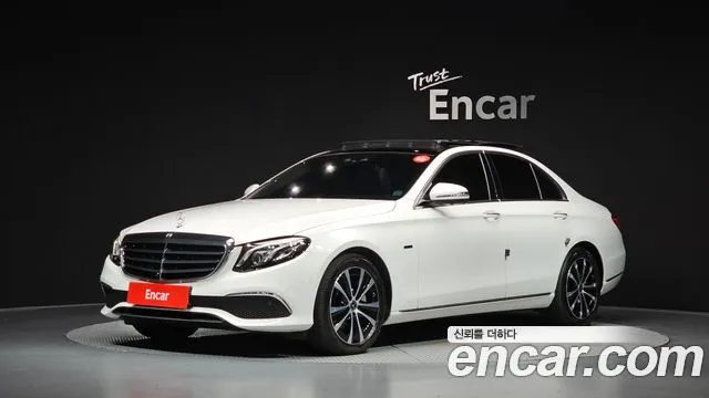 Mercedes-Benz E-Class E300e Exclusive