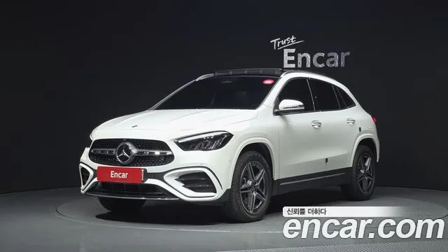 Mercedes-Benz GLA-Class GLA250 4MATIC