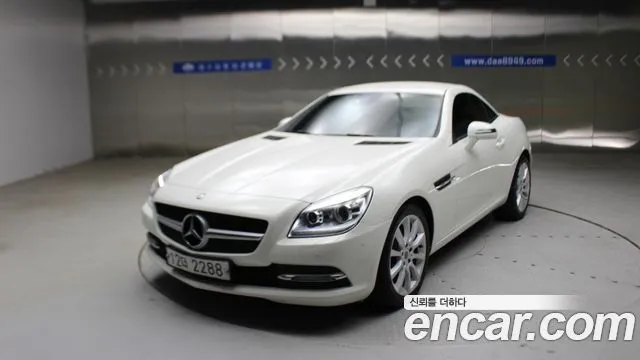 Mercedes-Benz SLK-Class 200 Blue Efficiency