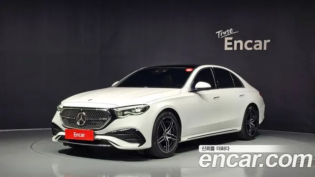 Mercedes-Benz E-Class E300 4MATIC AMG Line