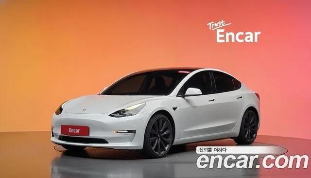 Tesla Model 3 Long Range AWD
