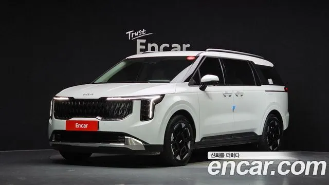 Kia Canival HEV 9seater Signature