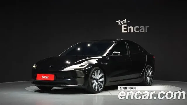 Tesla Model 3 Long Range AWD