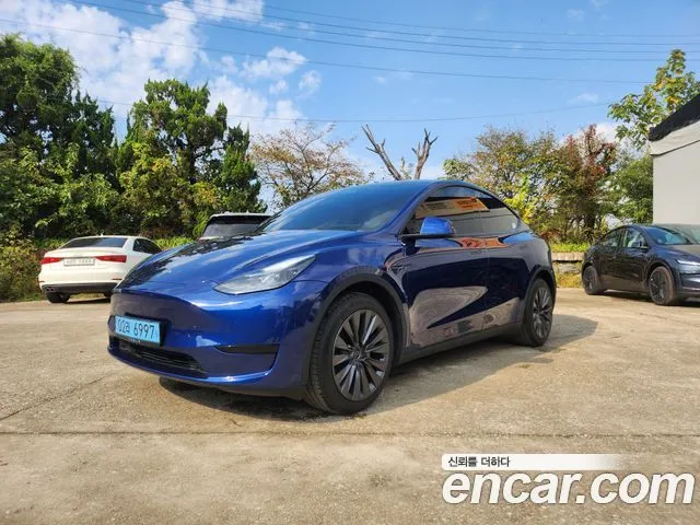 Tesla Model Y RWD