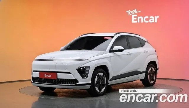 Hyundai Kona Long Range