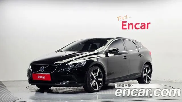 Volvo V40 T5