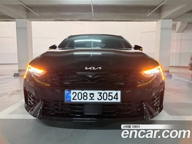 Kia K5 Signature