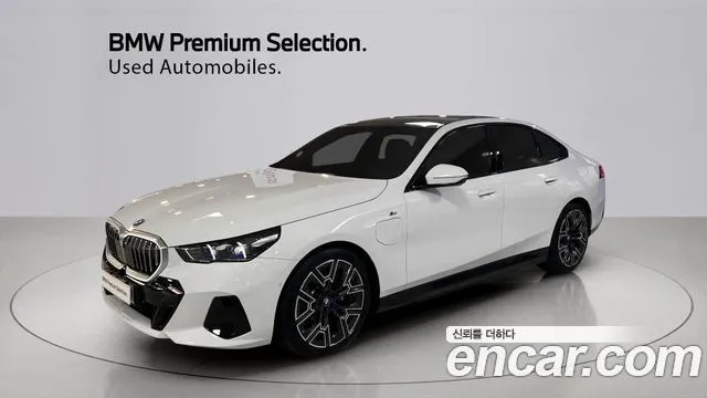 BMW 5-Series 530e xDrive M Sport