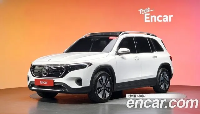 Mercedes-Benz EQB EQB300 4MATIC