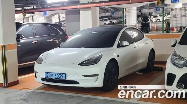 Tesla Model 3 Long Range AWD