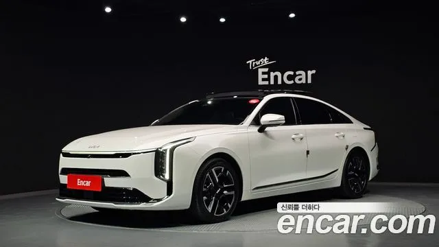 Kia K8 Signature
