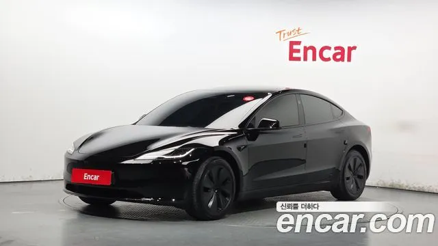 Tesla Model 3 RWD