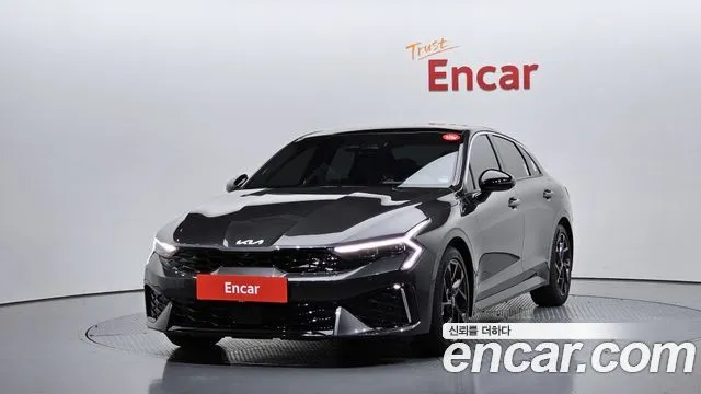Kia K5 Signature