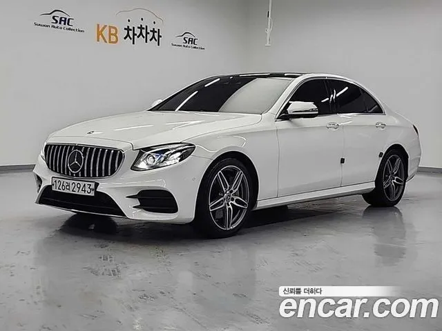 Mercedes-Benz E-Class E300 4MATIC AMG Line