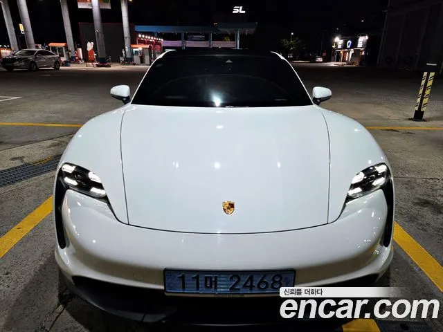 Porsche Taycan 4S