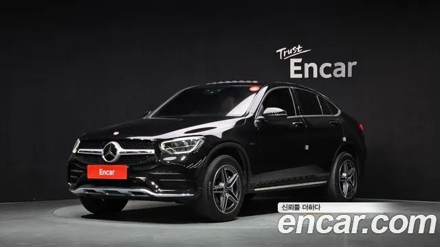 Mercedes-Benz GLC-Class GLC300e 4MATIC Coupe
