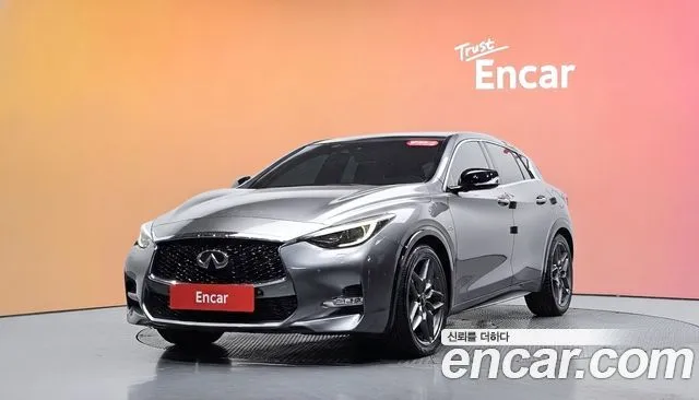 Infiniti Q30 2.0 Premium