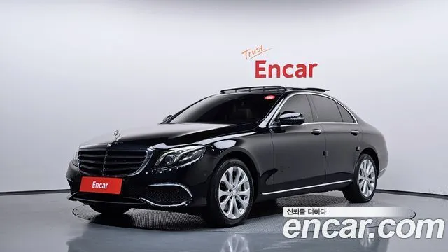 Mercedes-Benz E-Class E300 4MATIC Exclusive