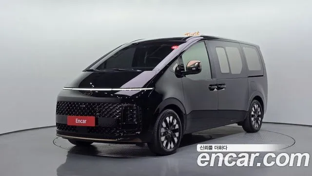 Hyundai Staria HEV 1.6 Lounge 9-Seater