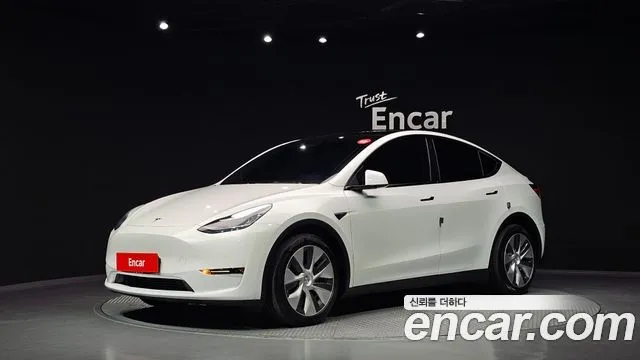 Tesla Model Y Long Range AWD