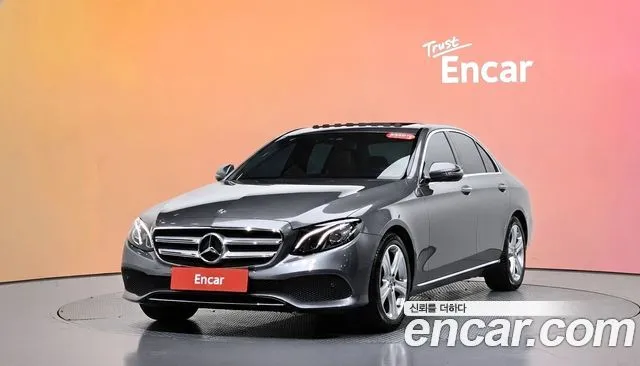 Mercedes-Benz E-Class E200 Avantgarde