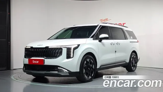 Kia Canival HEV 9seater Signature