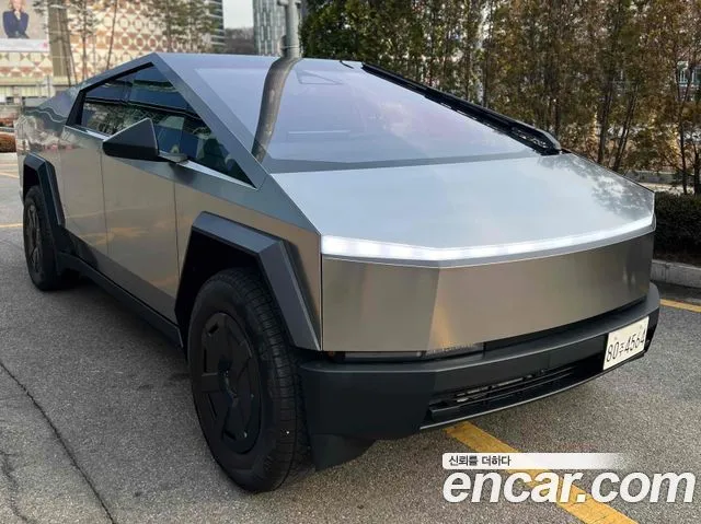 Tesla Cybertruck AWD