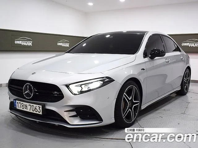 Mercedes-Benz A-Class AMG A35 4MATIC Sedan