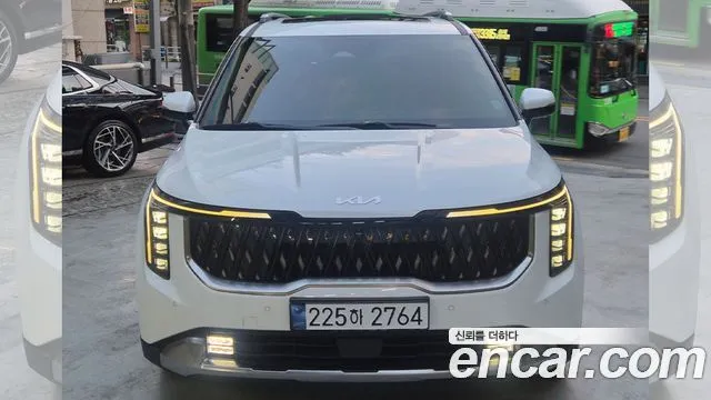 Kia Canival HEV 9seater Signature
