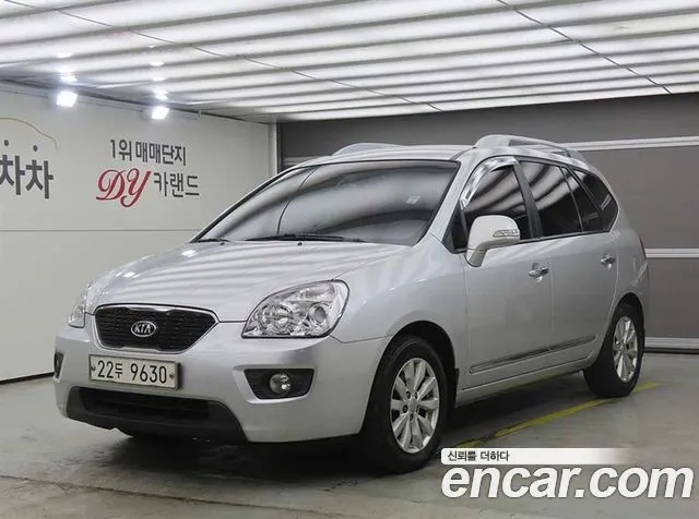 Kia Carens LPI 2.0 GLX