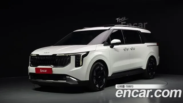 Kia Canival HEV 9seater Signature