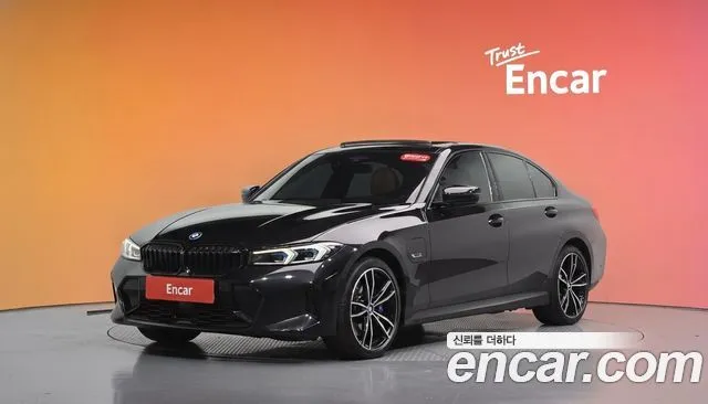 BMW 3-Series 330e M Sport