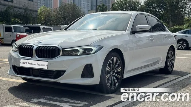 BMW 3-Series 320i