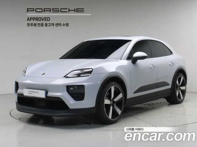 Porsche Macan Base 4