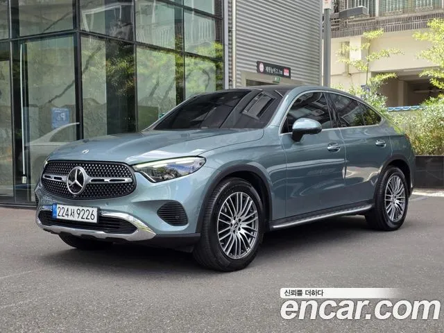 Mercedes-Benz GLC-Class GLC300 4MATIC Avnatgarde Coupe