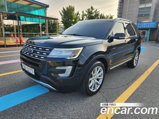 Ford Explorer 2.3 Limited 4WD