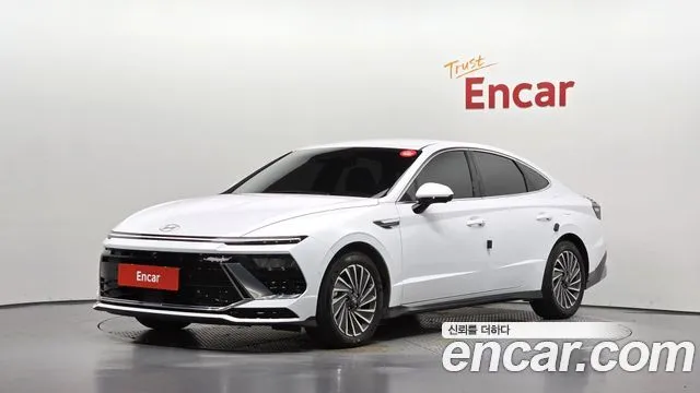 Hyundai Sonata Exclusive