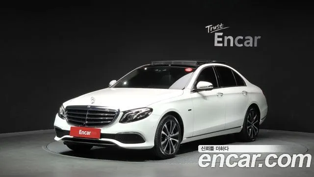 Mercedes-Benz E-Class E300e Exclusive