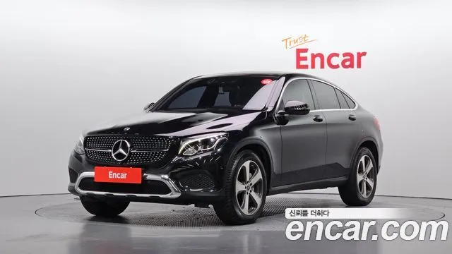 Mercedes-Benz GLC-Class GCL300 4MATIC Coupe