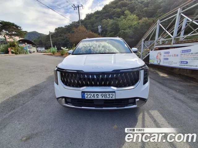 Kia Canival HEV 9seater Signature
