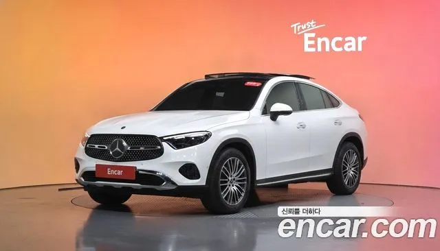 Mercedes-Benz GLC-Class GLC300 4MATIC Avnatgarde Coupe