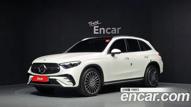 Mercedes-Benz GLC-Class GLC300 4MATIC AMG Line